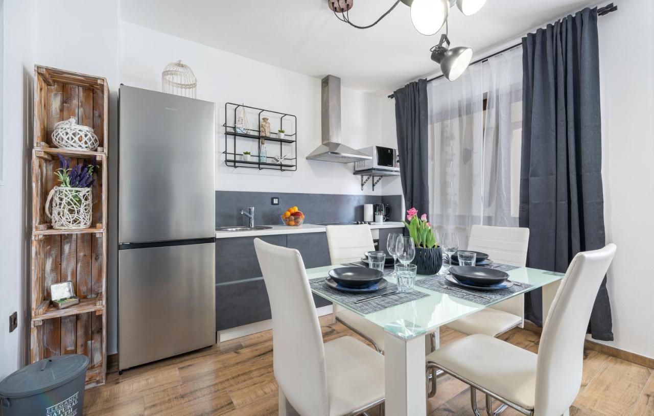 Apartments Ariana Умаг Экстерьер фото