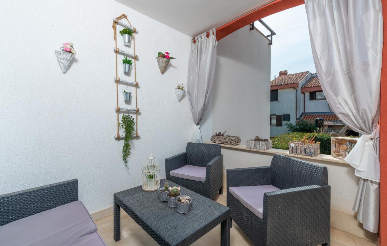 Apartments Ariana Умаг Экстерьер фото